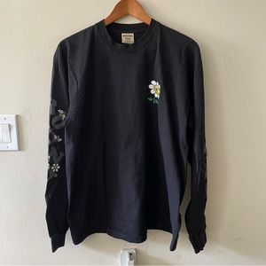 💐 Round Two | Black Flower Long Sleeve Tee 💐